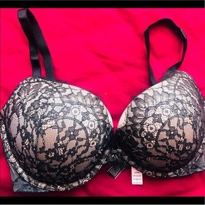 Victoria Secret  “very sexy” push up